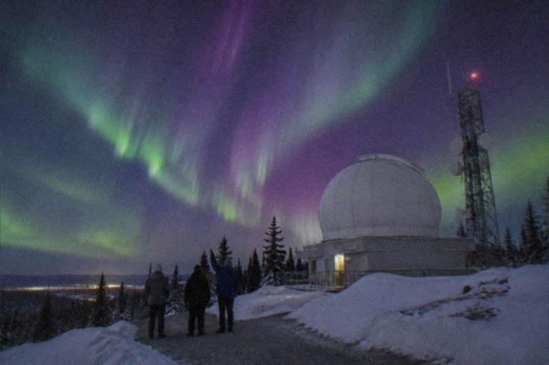 Northern Light Murphy Dome, a bookable Fairbanks-area aurora viewing tour